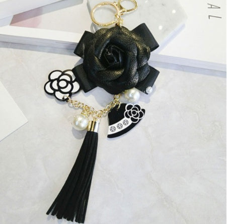 Minimalist tassel keychain for women