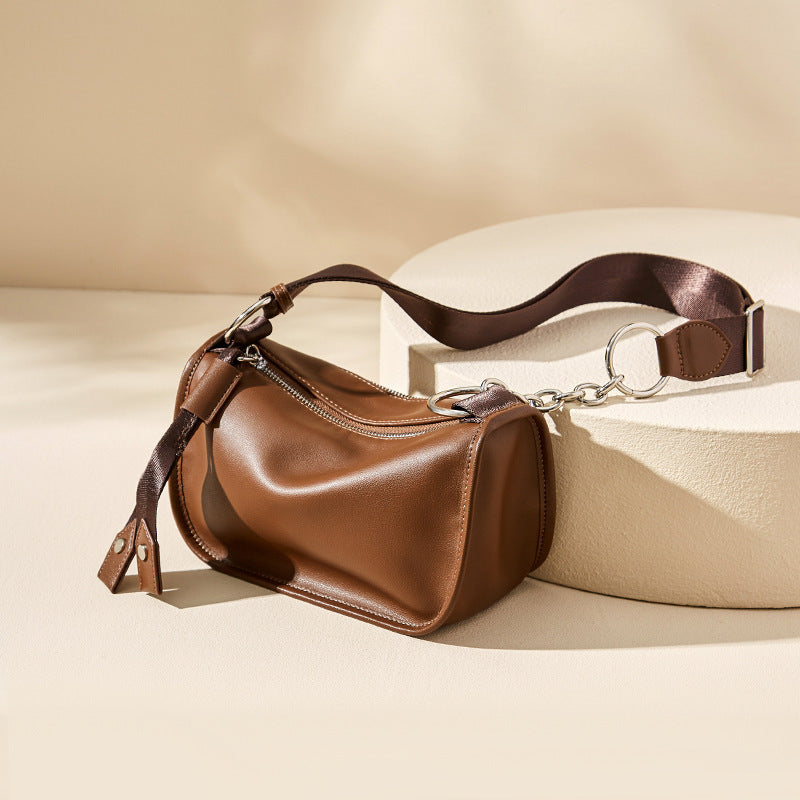 Rear view of genuine leather crossbody bag