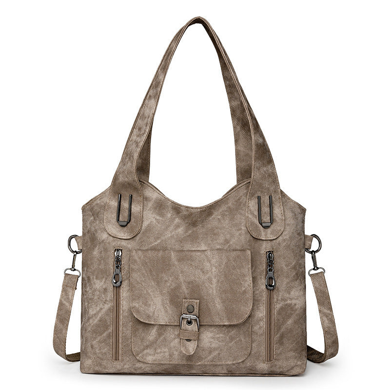 Bag with everyday items to show size