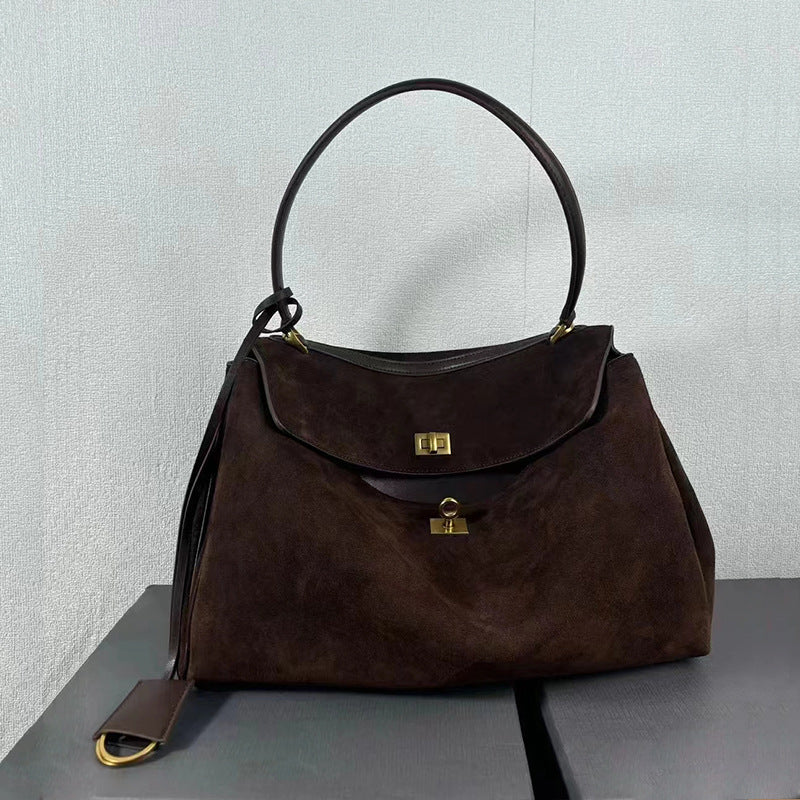 Caramel 35cm large leather crossbody with gold buckle