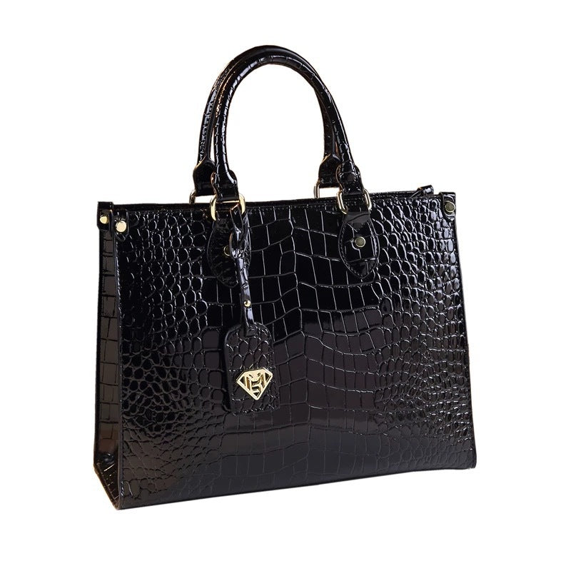 Hard-shell elegant women’s leather handbag