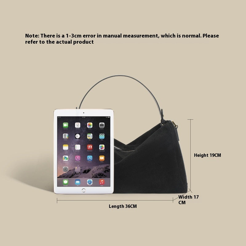 Daily leather handbag with zipper and phone pockets