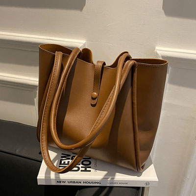 Interior of minimalist PU tote bag with zipper pocket