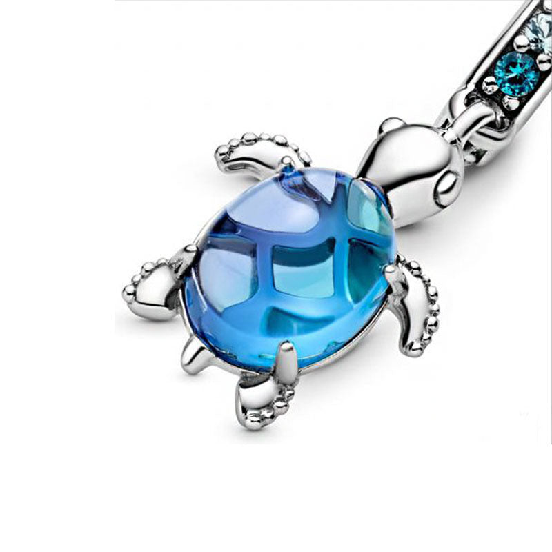 Elegant charm for travel keepsake bracelets