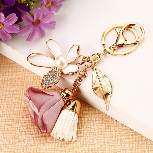Elegant flower keychain pendant for bags