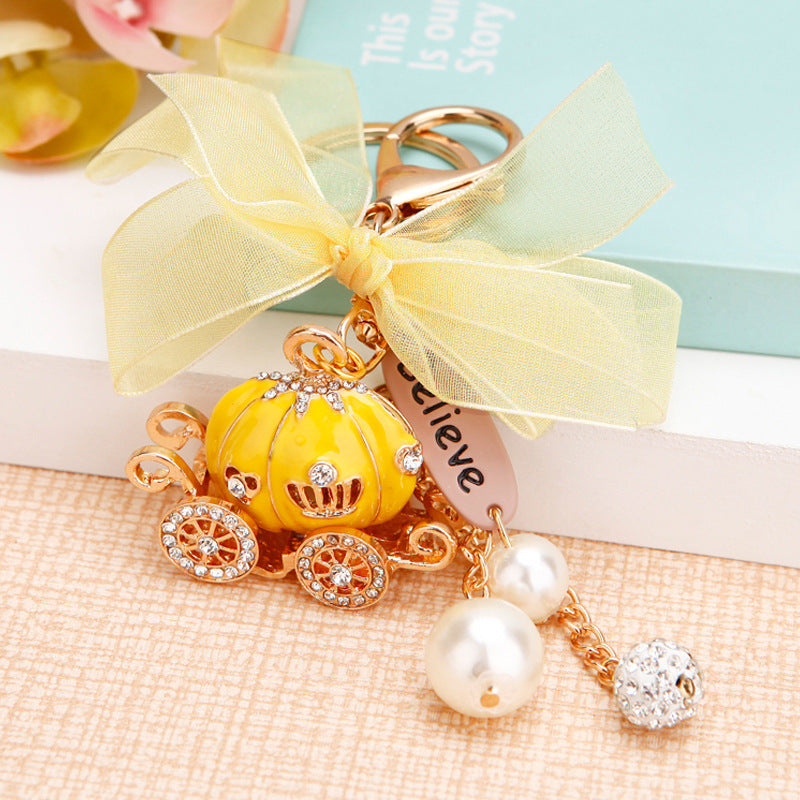 eminine keychain pendant with fairytale vibe