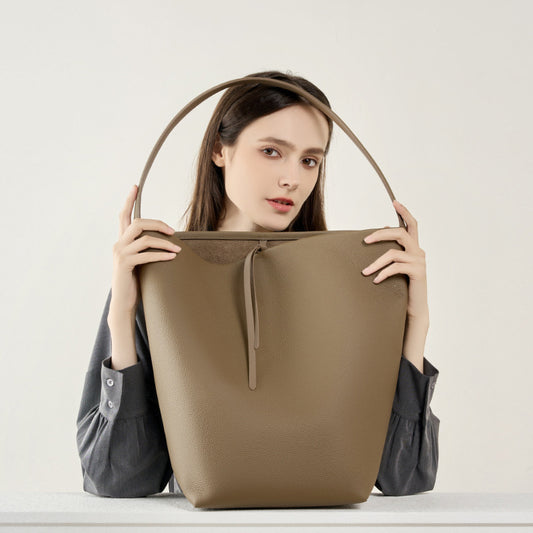 Black genuine cowhide leather bucket bag with large capacity