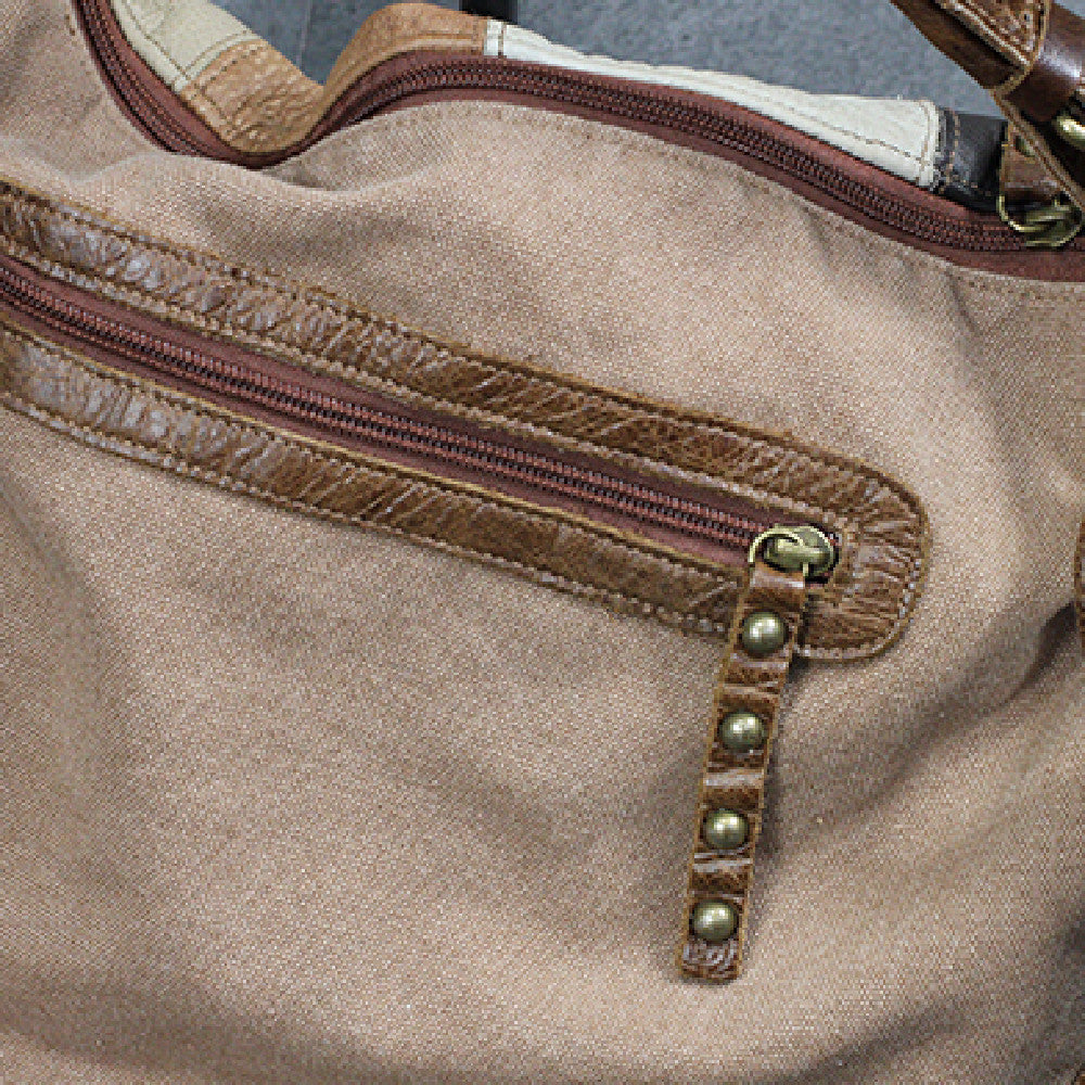 Collision brown leather crossbody purse with zipper