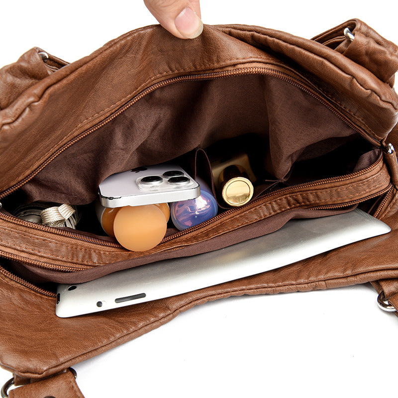 European-style fashion tote with street trend vibe