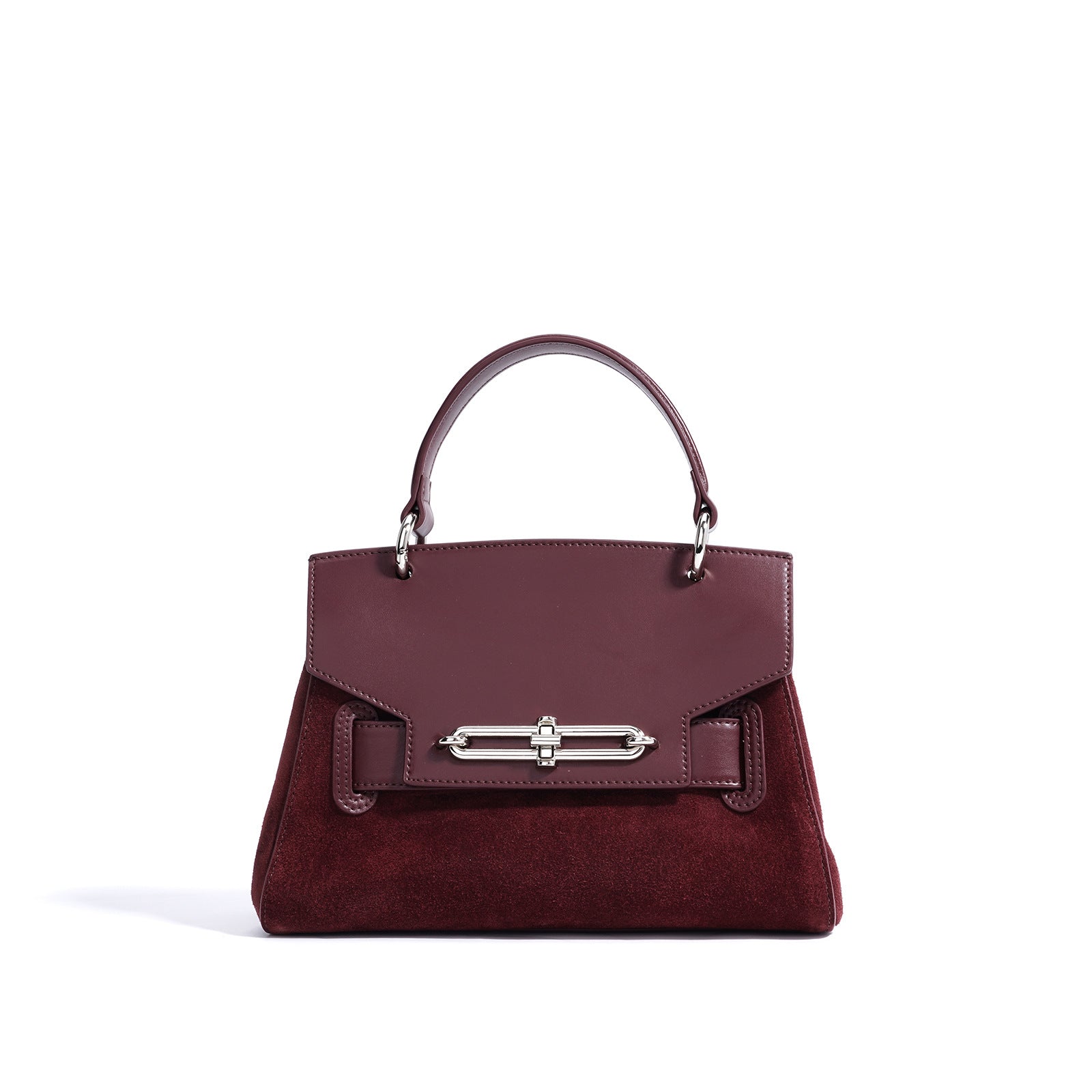Vintage lock detail on urban leather messenger handbag