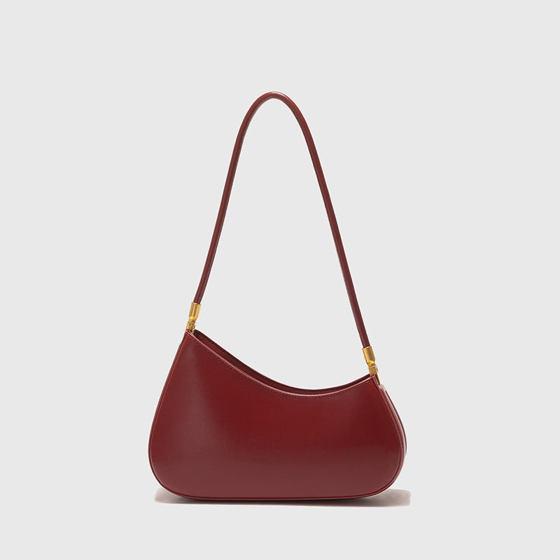 Red underarm bag with zipper and niche street style