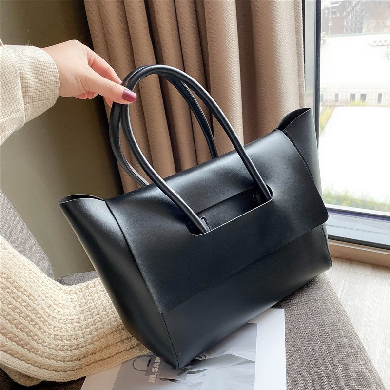 Single strap retro leather tote bag