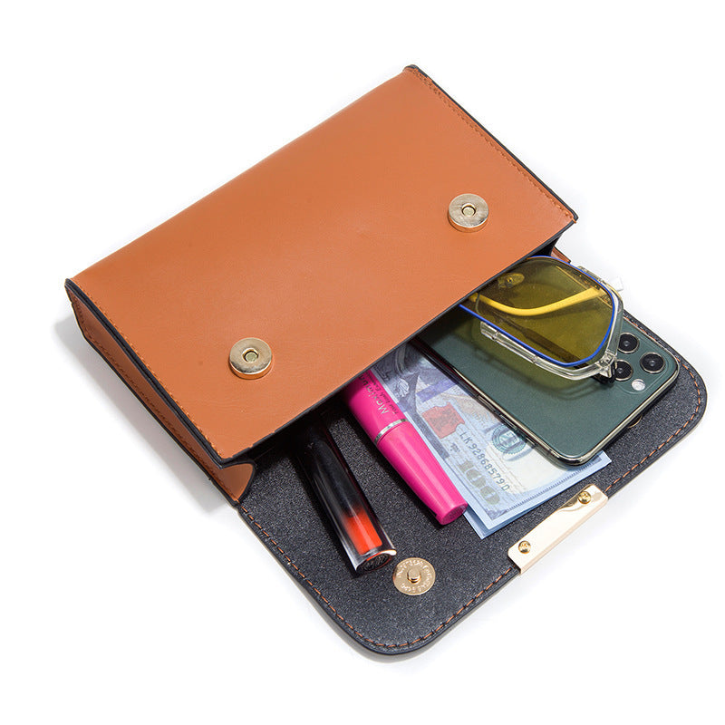 Interior view of crocodile PU leather handbag with zipper compartments