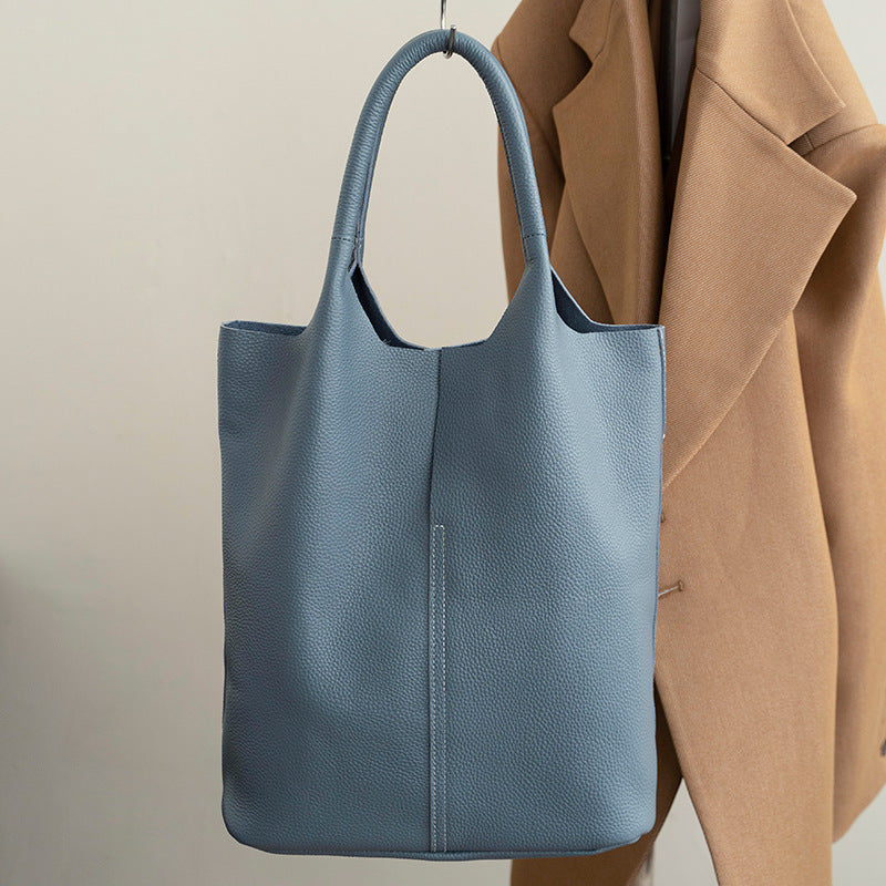 Urban simplicity-style soft leather handbag in bucket shape